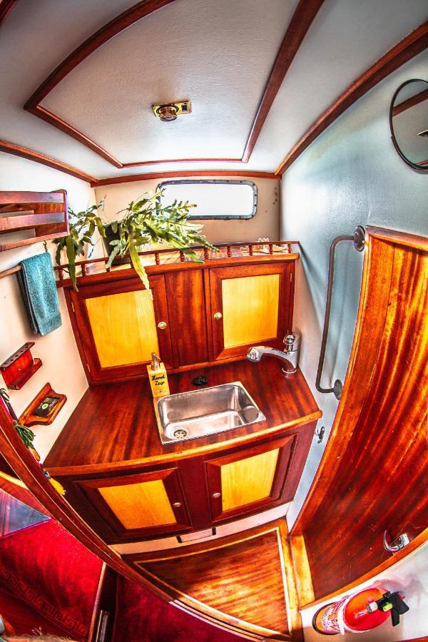 Zeilschip Lucia Hotel Vlissingen Kültér fotó