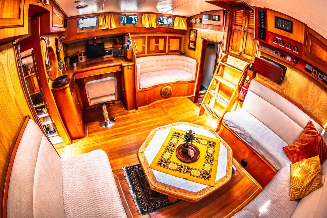 Zeilschip Lucia Hotel Vlissingen Kültér fotó